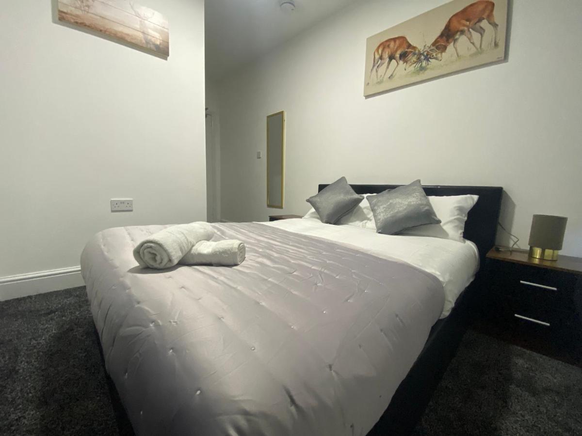 Hotel Royal Blackburn  Buitenkant foto